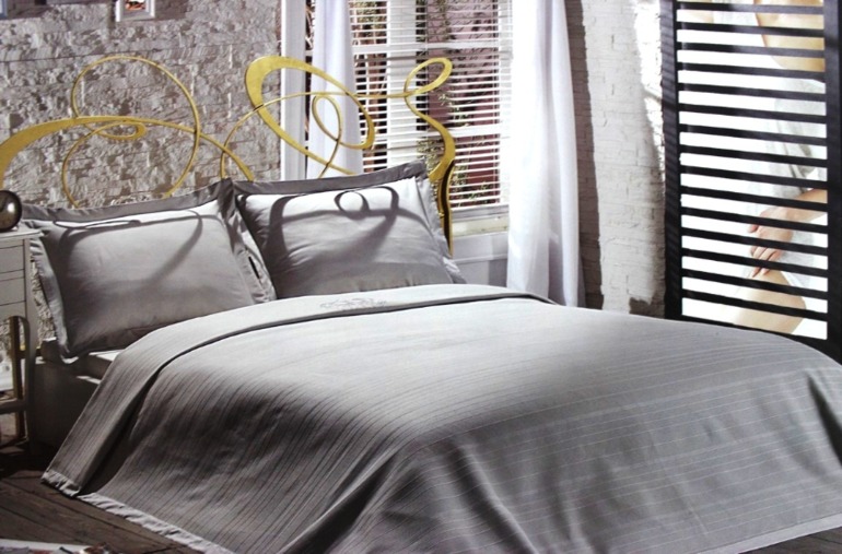 *M*a*i*s*o*n D*o*r * покрывала