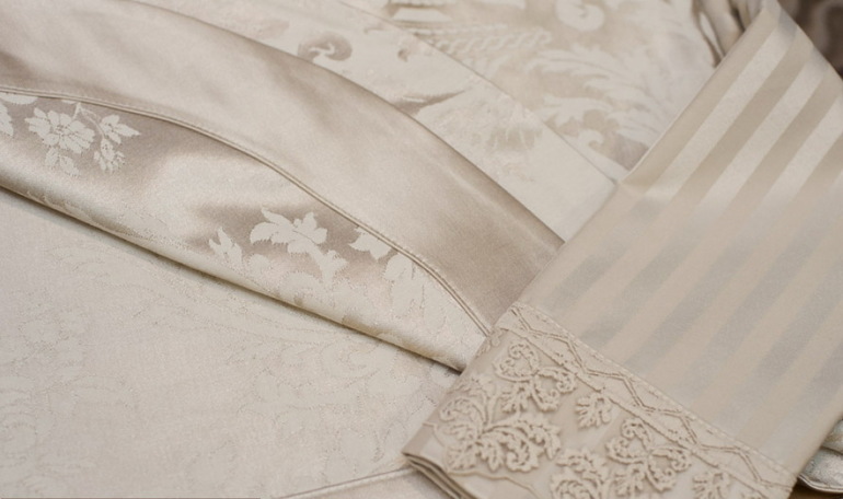 *M*a*i*s*o*n D*o*r * покрывала