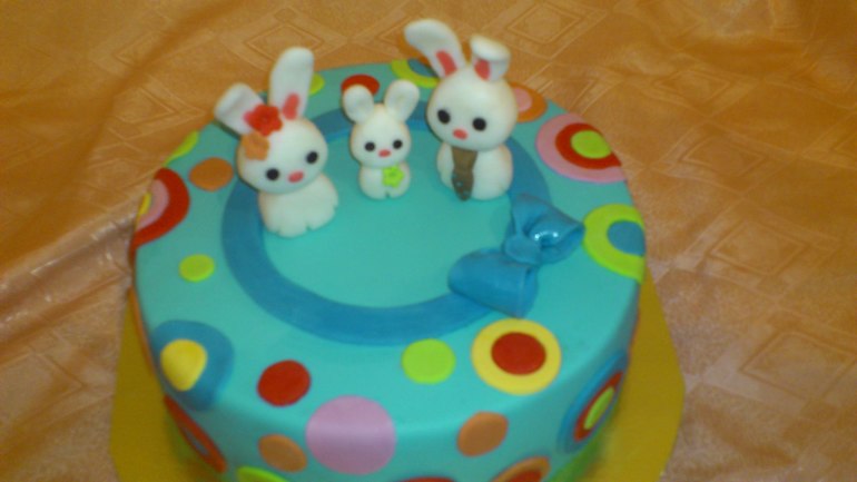 С зайчиками.