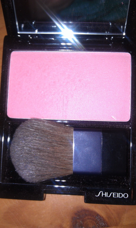 Румяна SHISEIDO Luminizing Satin Face Color румяна компактные № pk304 6,5 г 1200руб.