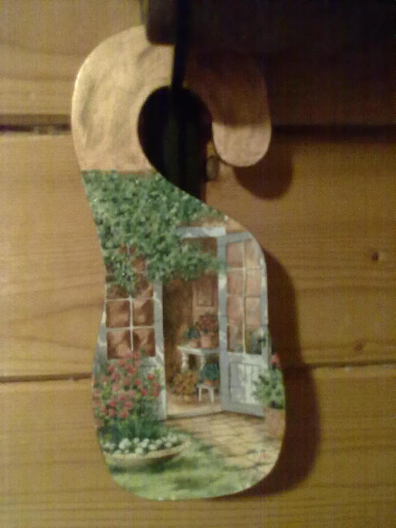 Декор вещей для дачи (поднос,вешалка на дверь,коробочка для штопора,верхушка комода (роспись акриловыми красками)