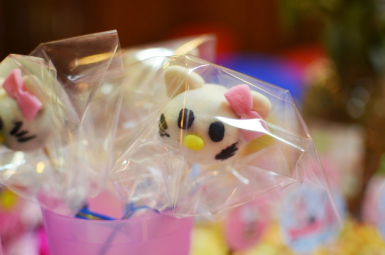 Наше годовасие в стиле Китти )))