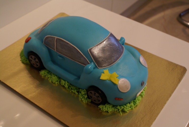 Наш первый торт-машина!