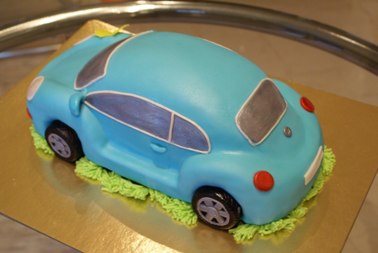 Наш первый торт-машина!