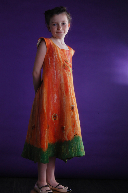 Приглашаю  22 декабря свалять теплый сарафанчик с аппликацией