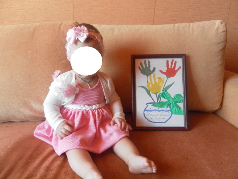 Платишко+болеро,,очень красивое,размер от 6 месяцев до 1.5 лет.Цена 500 руб.