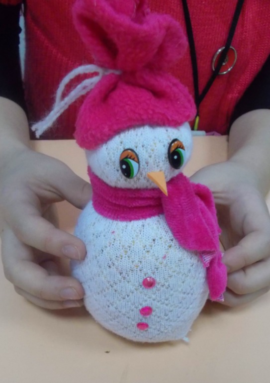 Снеговики из носков