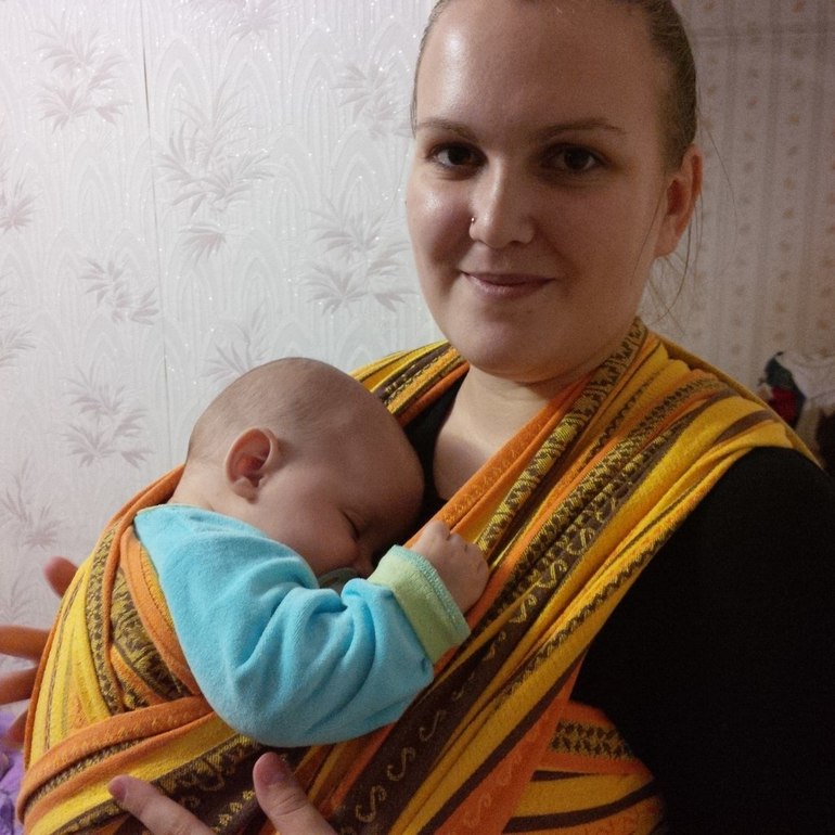 Продам желтый триколор.