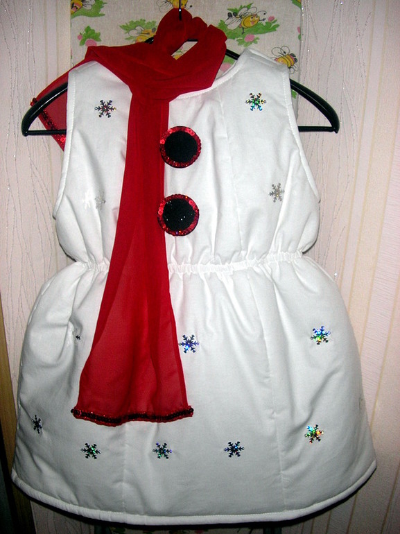 Костюм снеговика.