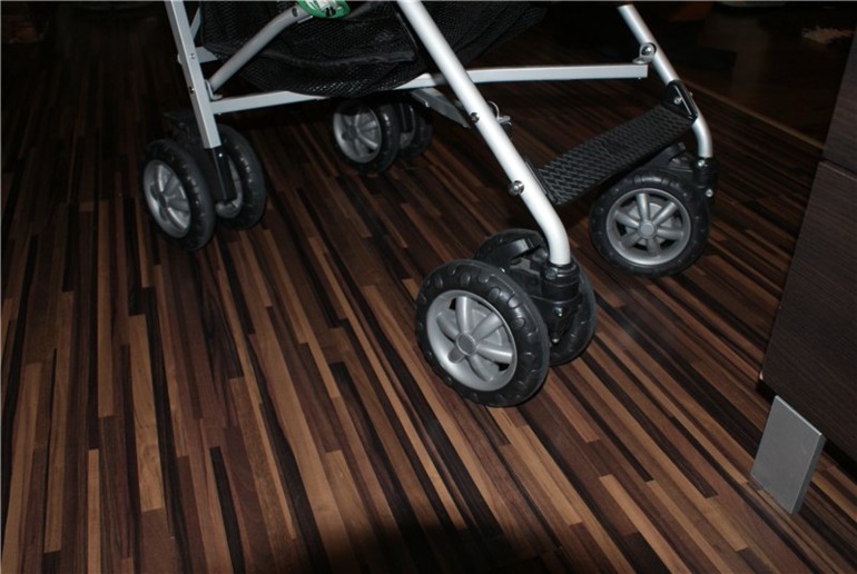 Lacoste-Maclaren коляска-трость