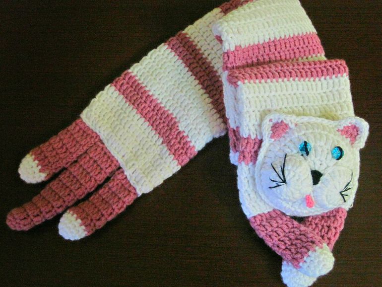 Очень тепленькая шапочка для девочки и котошарфик