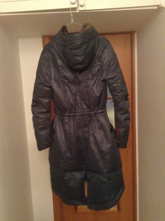 Продам срочно! Все в отличном состоянии или почти новое-1.Теплая куртка firetrap р 44. Узкая и не объемная в плечах. На талии регулируется( подойдет для беременных). 2100р 2.Дубленка натуральная б/у. Размер 44. Очень легкая. 7000р 3. Туфли замшевые vagabond из замши 38-38,5 р. Удобнее колодки не встречала. Подойдет тем, кому на каблуках совсем не удобно;) б/у мало 1200. Подойдут для танцев. Ленточку можно вставить любую на свой вкус 4. Темно-синие кожаные балетки из кожи на белой резиновой тонкой подметке. Строго на 38р. Надевала пару раз. На 38,5 малы. 5.Ботинки CAT. Размер 39-39,5. Вышла 1 раз на улицу и поняла, что дико велики. Снаружи кожа. Внутри не понятно. 3500р Отлично с носком на зиму