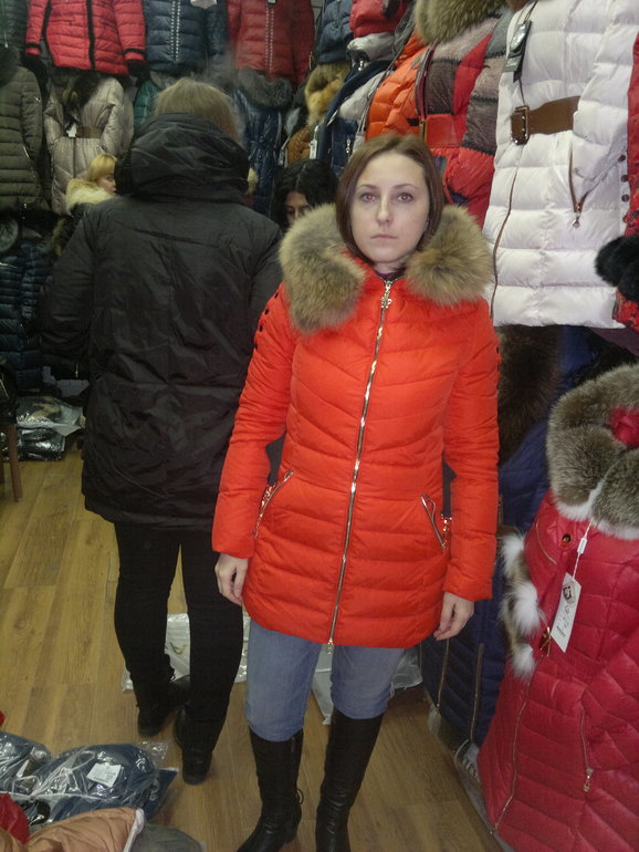 какой пуховик лучше смотрится