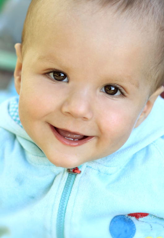 Веселый мальчуган