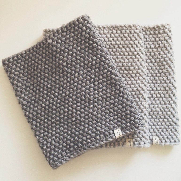 Помогите !Каким узором связан шарф?