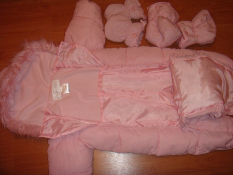 Новый зимний комбинезон для девочки 86см (18-24 мес) 1700 руб