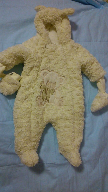 Наши самые-самые первые вещички :)