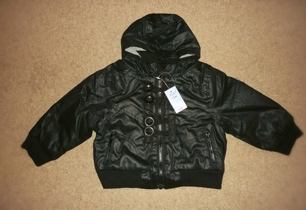 Новая курточка на мальчика  F&F р-р 12-18 месяцев 1100 руб., регион