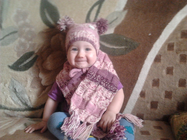 Шапочки дочкам