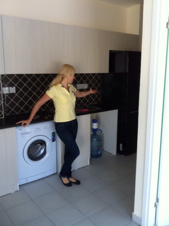 4f6897deb6b84a2d9ffea41d436e589e.jpg