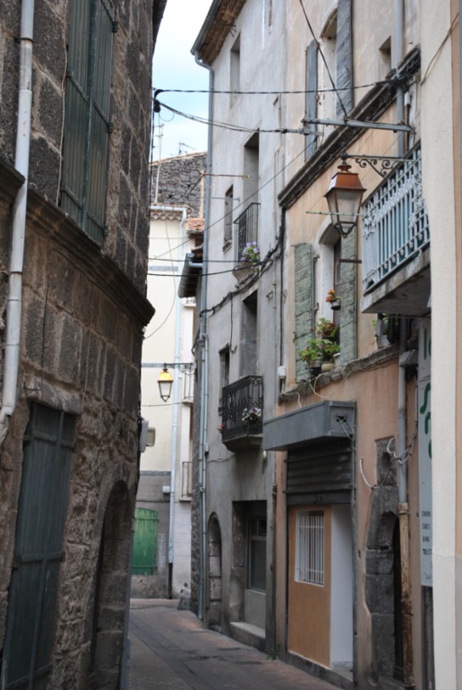 Франция; Агд