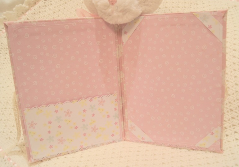 папка для свидетельства о рождении. В наличии