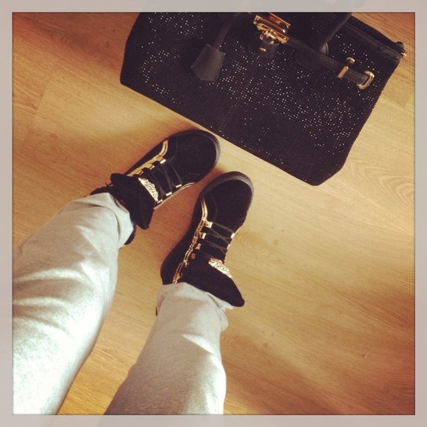 девочки-модницы подскажите