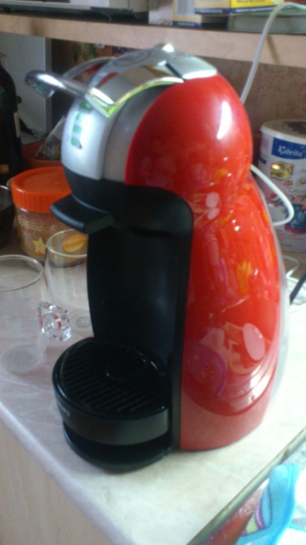 Кофемашина Nescafe Dolce Gusto Genio, хваст