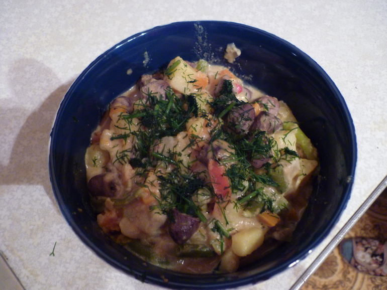 Сердечки куриные с овощами.