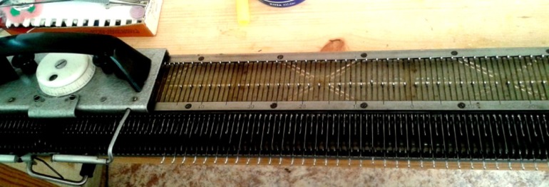 Достаём бабушкину вязальную машину.....