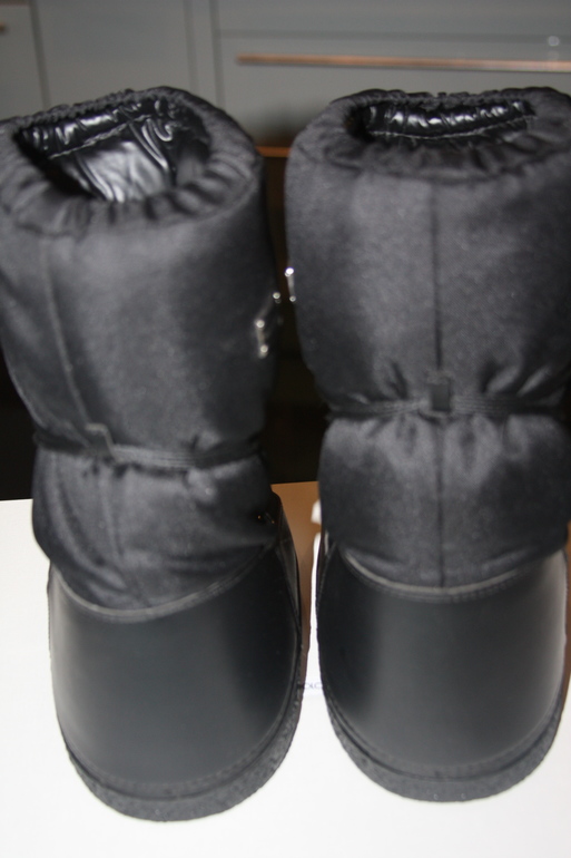 Сноубытсы ***DOLCE@GABBANA*** 38-40 размер