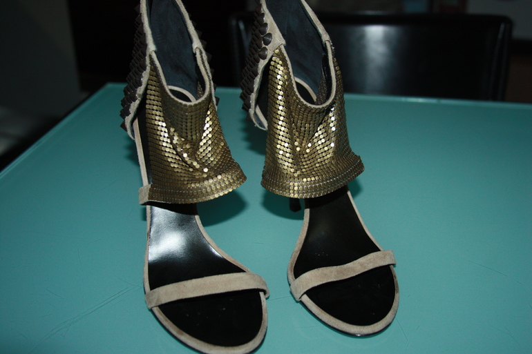 ***Louis VUITTON***BALMAN***CELINE***ESCADA***GINA***VALENTINO***.Оригинал