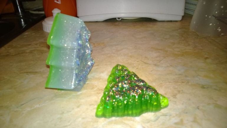 Предлагаю мыло ручной работы *Не могу фото переставить в конец и сделать под кат*