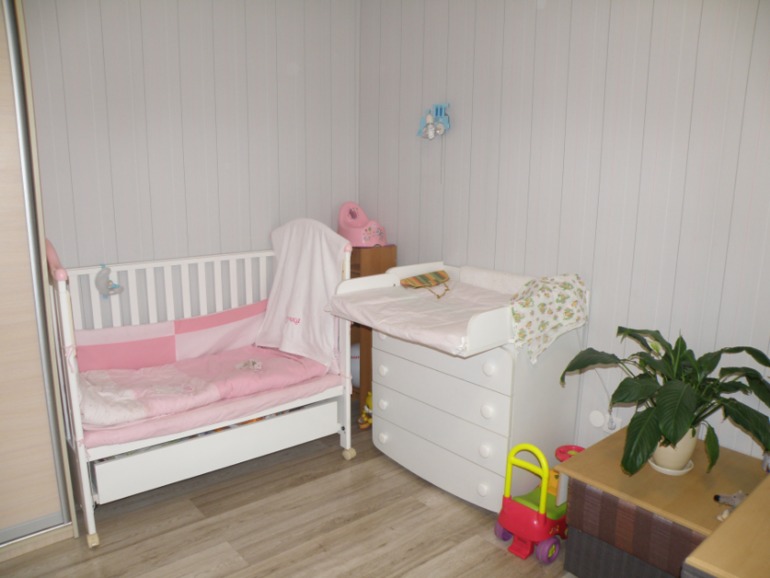 Семья из 4-х человек в однушке.