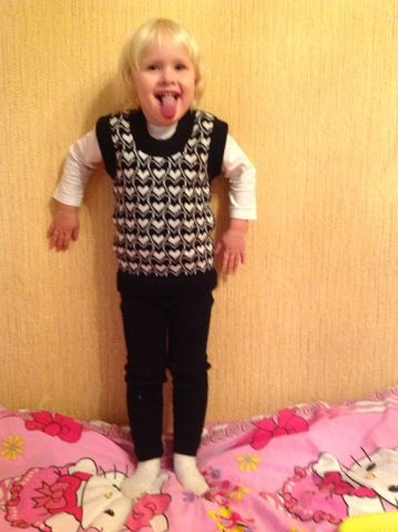 теплая жилеточка для Ульяши