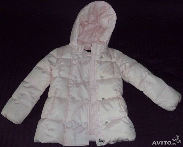 Куплю пуховик для дочки фирмы Benetton,Gap,Oldnavy,Zara.Размер 120-122 или S.
