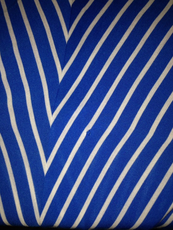 Как зашить дырку?