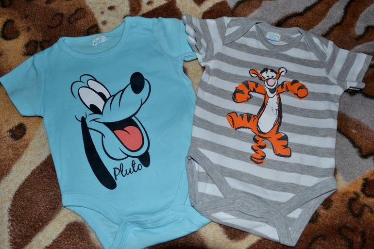 Наше приданое + вещички в род.дом по списку