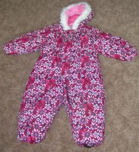 Продаю зимнюю одежду и обувь для девочки. Из региона, поэтому почта.