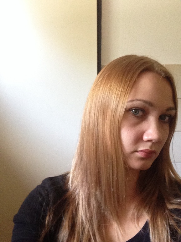 Покрасилась