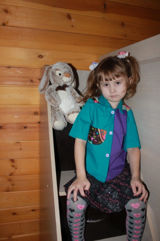 Джинсовый комплект и рубаха