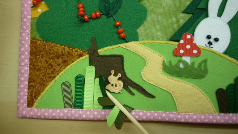 Книжечка с дракошей.