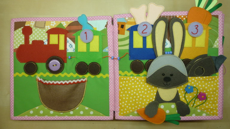 Книжечка с дракошей.