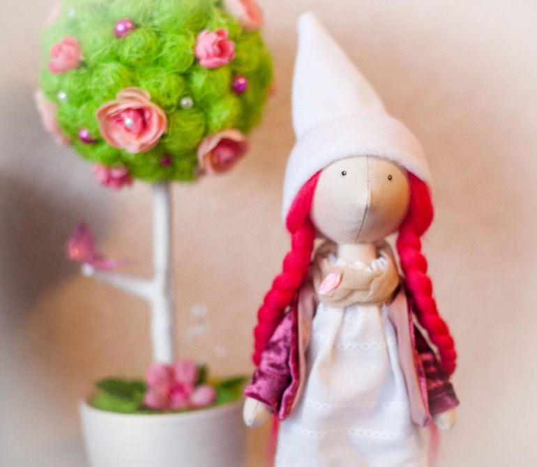 Гномочка в розовых мечтах