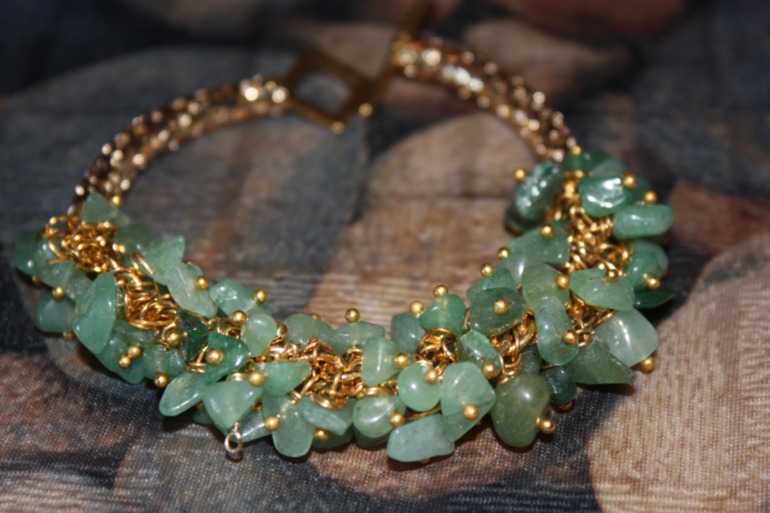 Браслеты из кожи с натуральными камнями. Новая коллекция!!! СКИДКИ!!!!!!