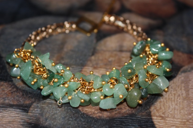 Браслеты из кожи с натуральными камнями. Новая коллекция!!! СКИДКИ!!!!!!