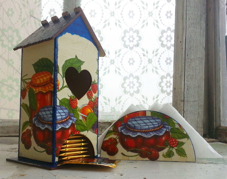 к бабушке на варенье.