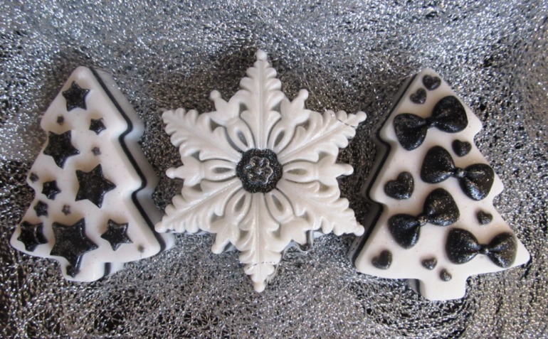 Новый Год в черно-белом исполнении