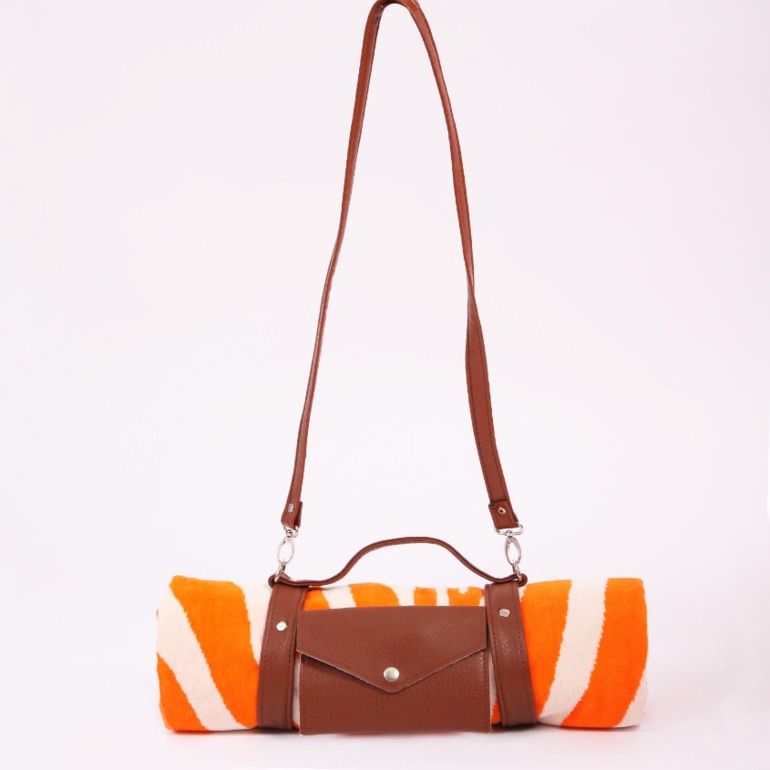 Новинка!!Полотенце в виде шкуры!! 900 рублей