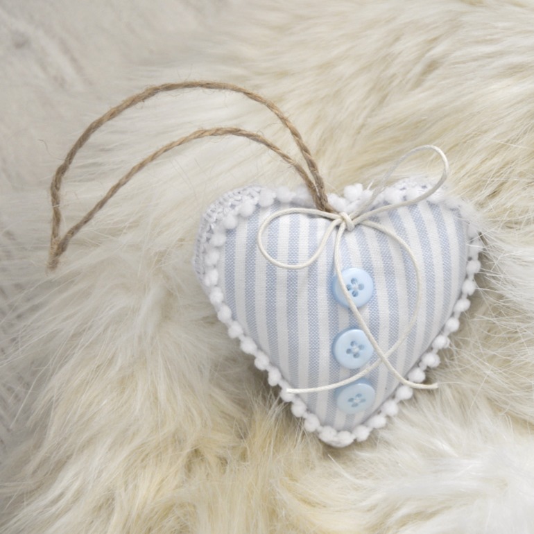 Новогодние украшения